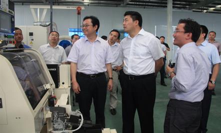 林书成市长现场调研   支持企业做强做大