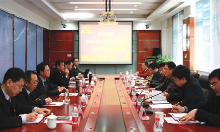 党建引领新发展 红色名片喜增辉——富临集团党建工作汇报会在蓉举行