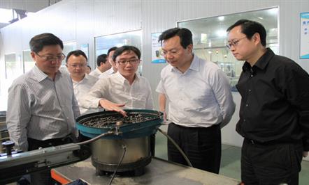 巴中市委书记李刚率队考察富临集团