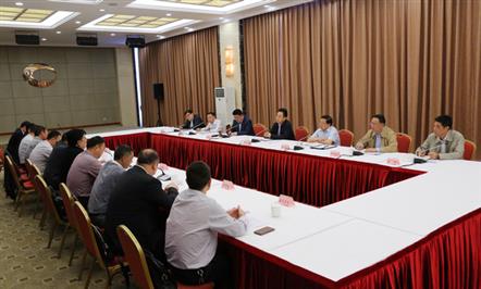 魏宏省长听取富临集团安董事长等民营企业家汇报企业经营发展情况