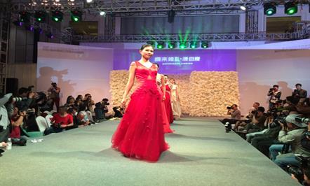 桃花岛国际度假酒店举行首届婚礼博览会  准新人上岛“淘”幸福