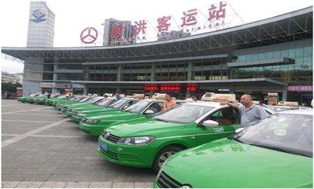富临的哥为各地考生保驾护航  
